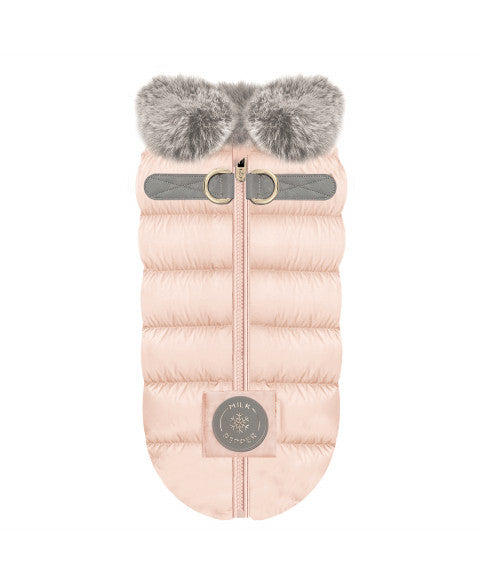 Roosa koiran takki integroiduilla valjailla